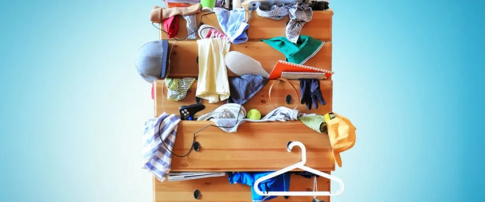 Como aproveitar o espaço do quarto da bagunça?