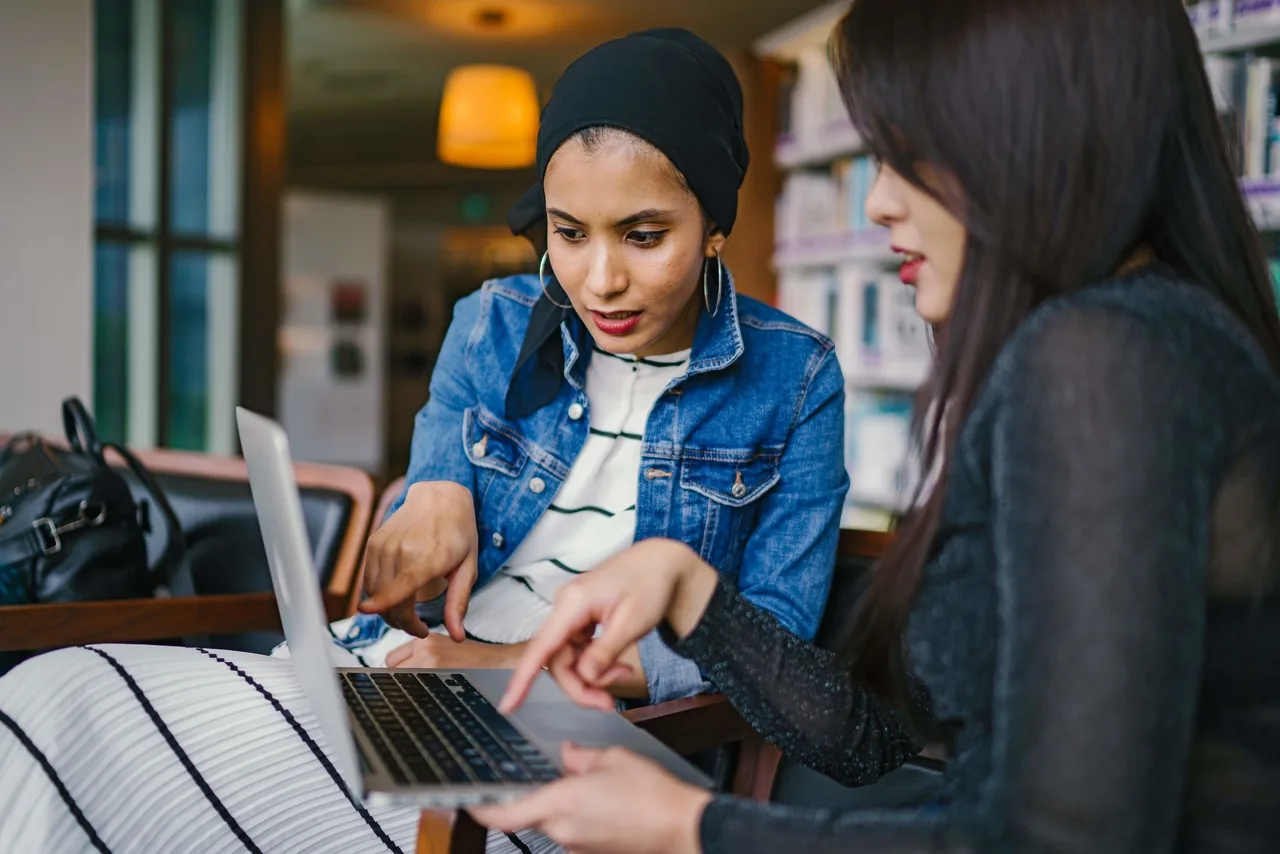 Empreendedorismo feminino: mulheres buscam alternativas para otimizar custos e espaços