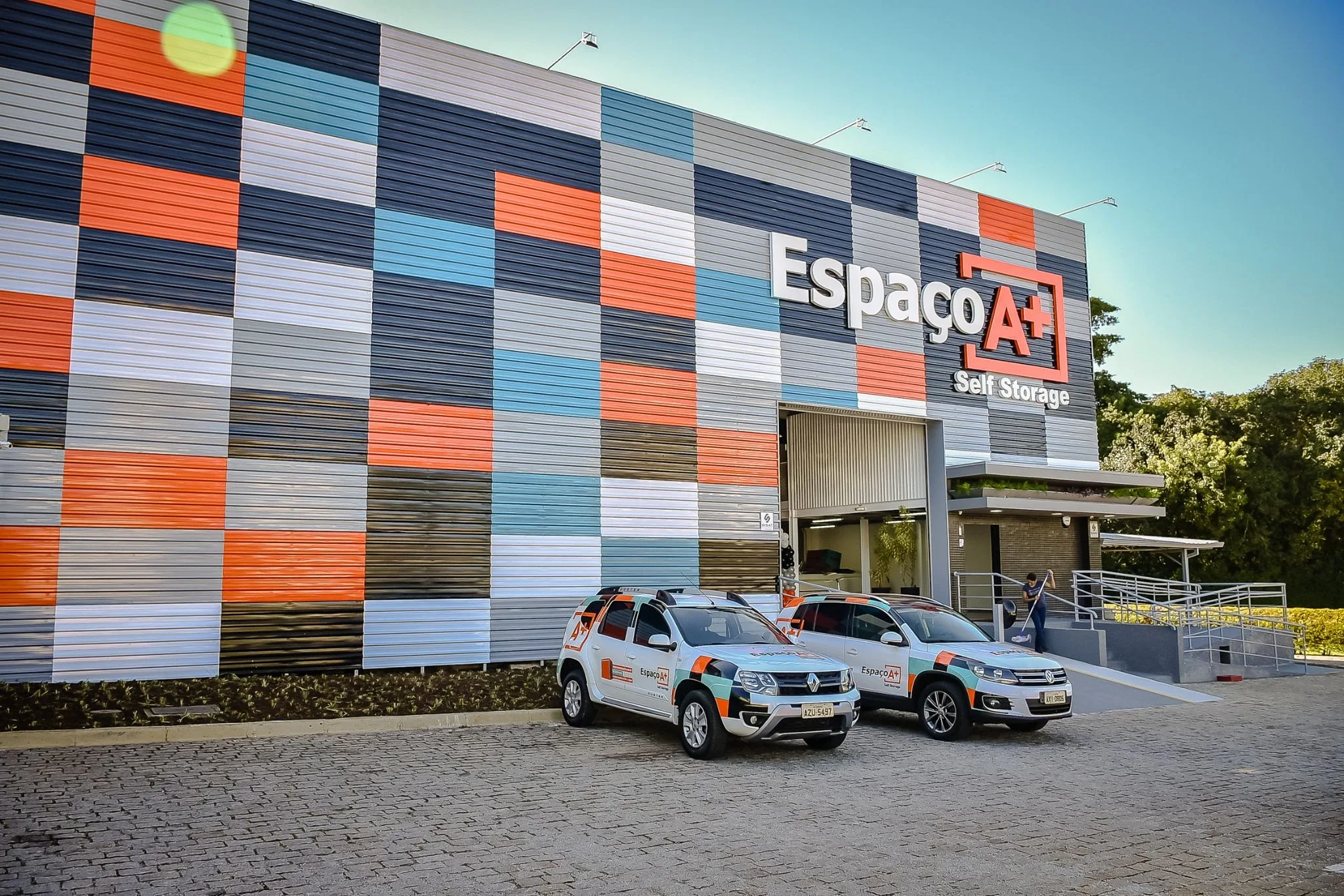 Segurança via app: Espaço A+ adota nova forma de acesso aos boxes